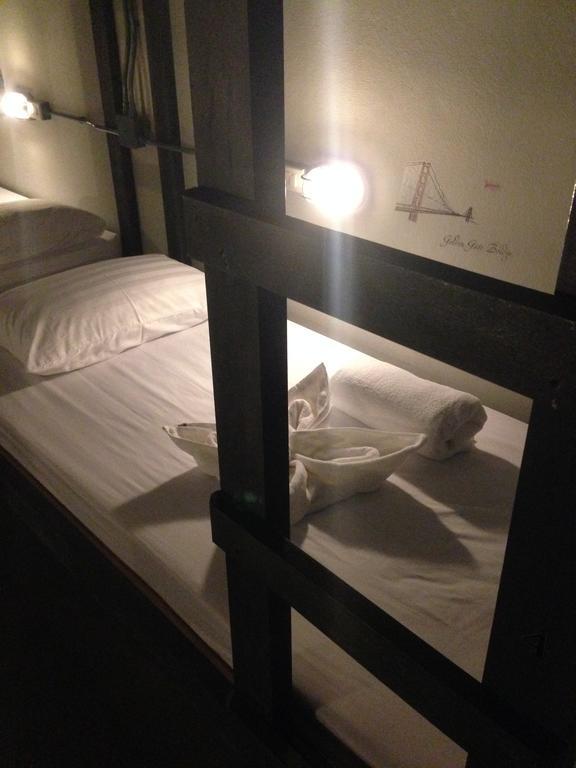K2 Backpacker Hostel เขาหลัก ห้อง รูปภาพ