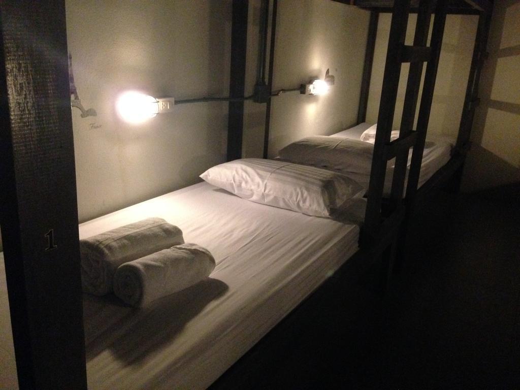 K2 Backpacker Hostel เขาหลัก ห้อง รูปภาพ