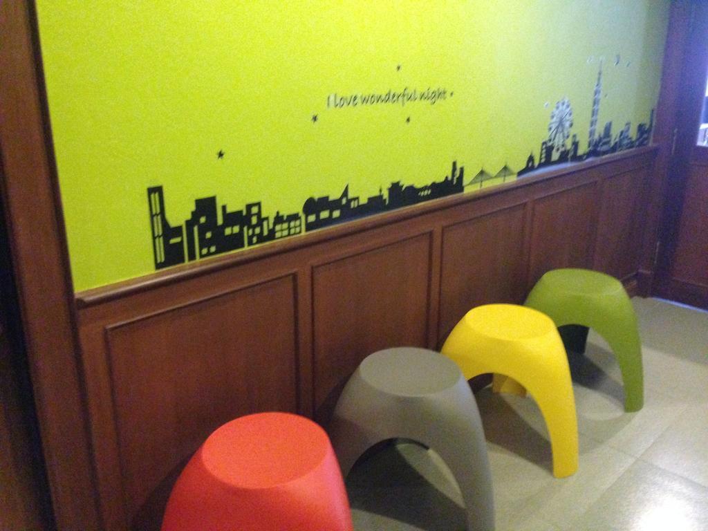 K2 Backpacker Hostel เขาหลัก ภายนอก รูปภาพ